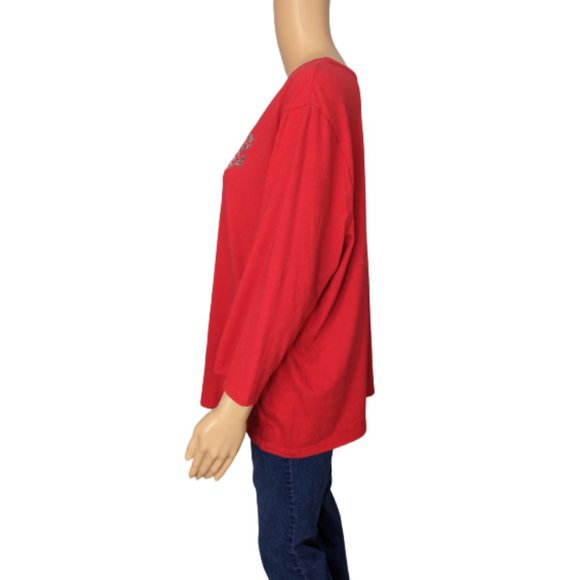 Coral Bay Red and Silver Snowflake Embellished 3/4 Length Sleeve Top 1X - Picture 6 of 9